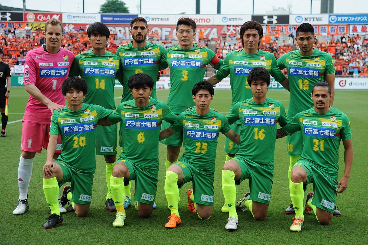 帕尔马主场击败佩鲁贾,实力稳健保持位置 帕尔马主场击败佩鲁贾,实力稳健保持位置