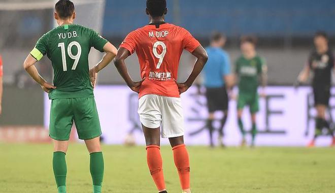 深圳佳兆业不敌重庆力帆,遭遇两连败 深圳佳兆业不敌重庆力帆,遭遇两连败