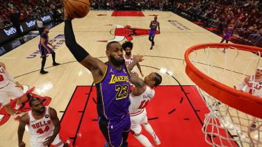 湖人遭遇3连败,战绩一般表现 湖人遭遇3连败,战绩一般表现