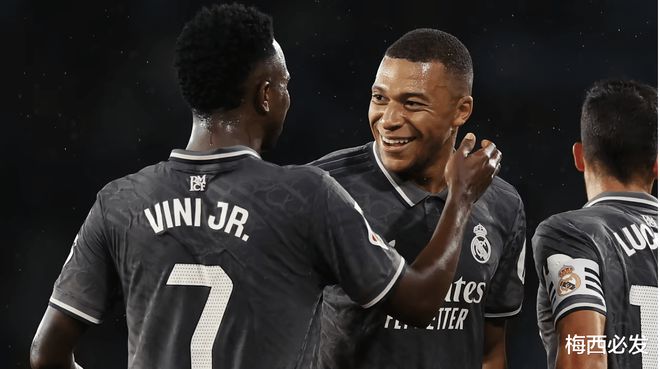 伊斯特尔在法甲走势低迷,保级压力不小 伊斯特尔在法甲走势低迷,保级压力不小