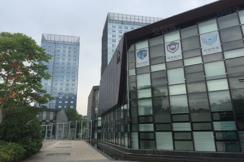 FB体育官网-上海绿地客场大胜徐州东方队,取得关键三分