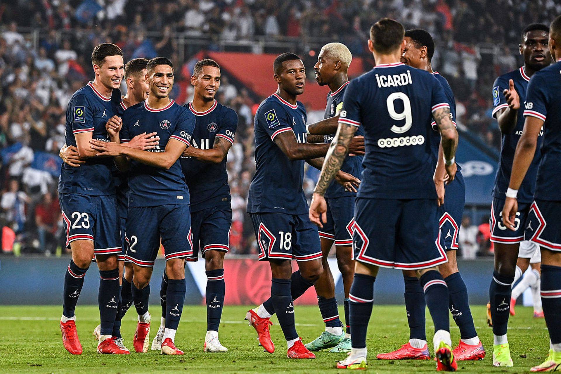 巴黎圣日耳曼连续胜出,继续领跑法甲 巴黎圣日耳曼连续胜出,继续领跑法甲