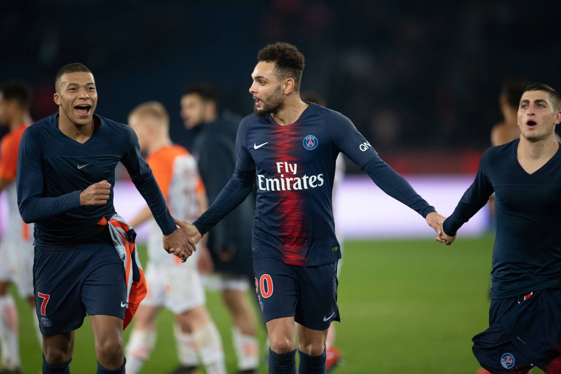 巴黎圣日耳曼连续胜出,继续领跑法甲 巴黎圣日耳曼连续胜出,继续领跑法甲