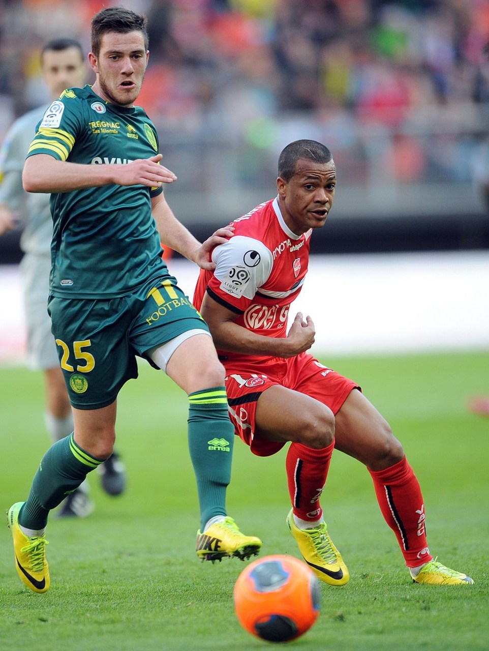 摩尔多瓦在欧洲杯资格赛中突破困难 摩尔多瓦在欧洲杯资格赛中突破困难