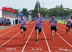 火爆对决,球场上的强手如云 火爆对决,球场上的强手如云