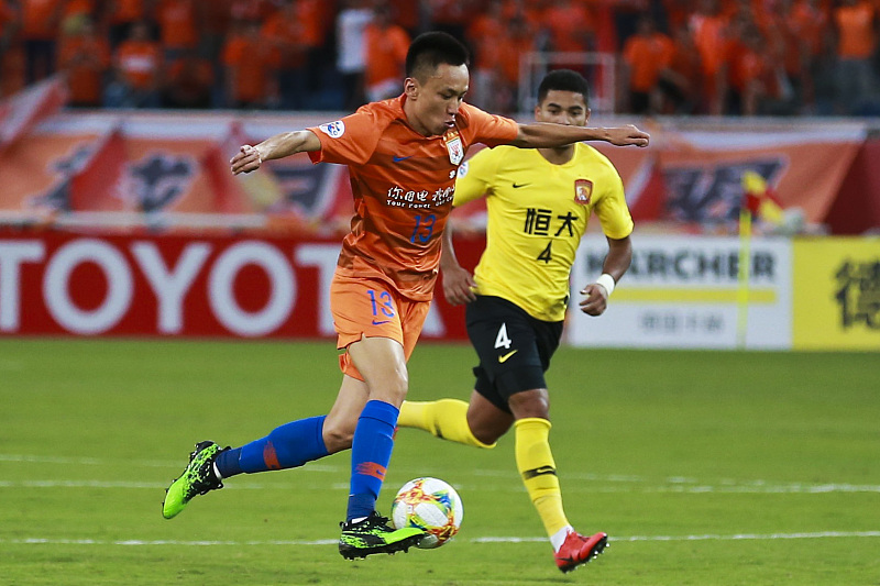 老将复出表现抢眼,助力球队取得连胜 老将复出表现抢眼,助力球队取得连胜