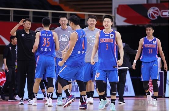 让人期待的中国职业篮球联赛 让人期待的中国职业篮球联赛