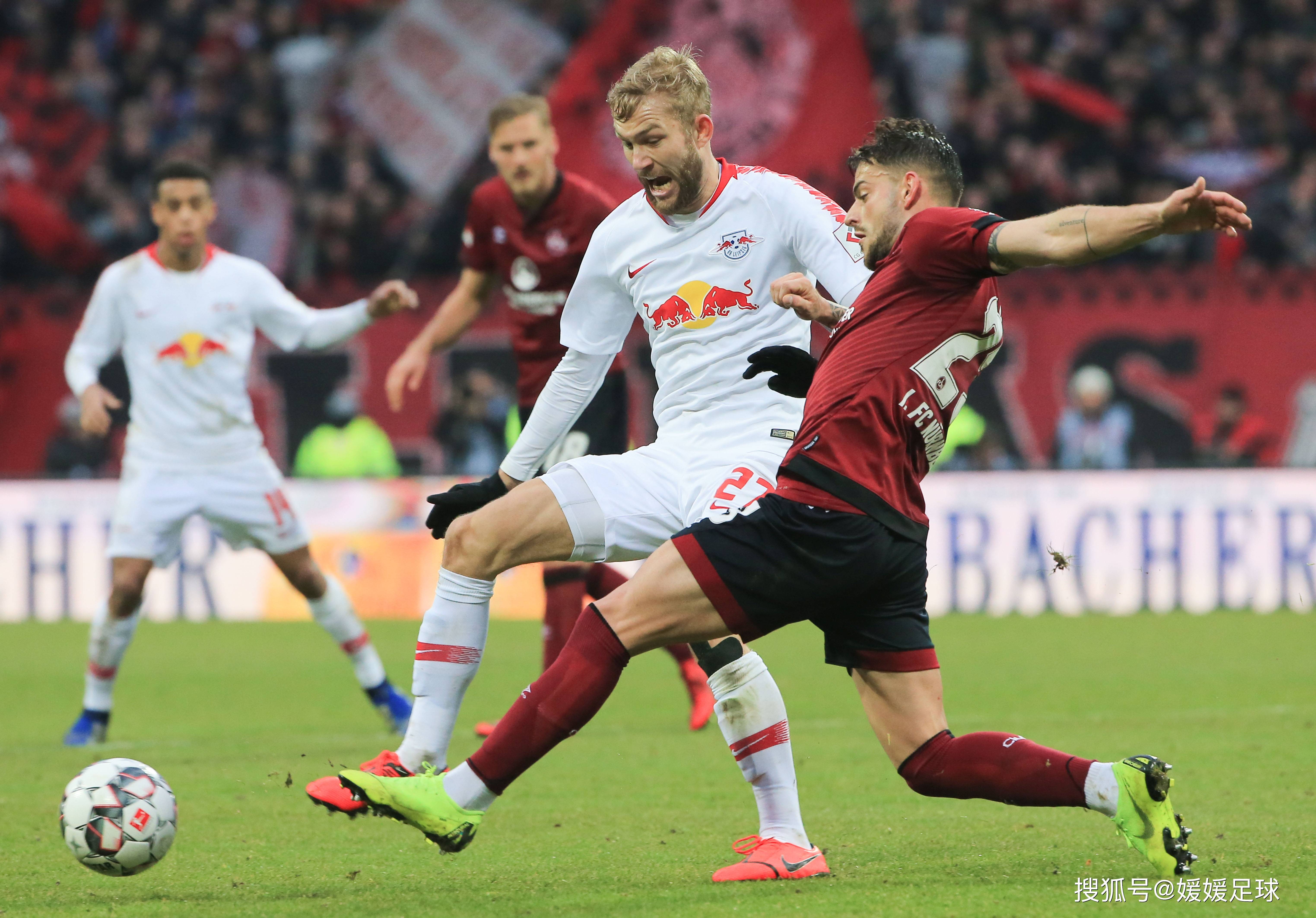 新西兰队连胜晋级,球队实力傲人 新西兰队连胜晋级,球队实力傲人