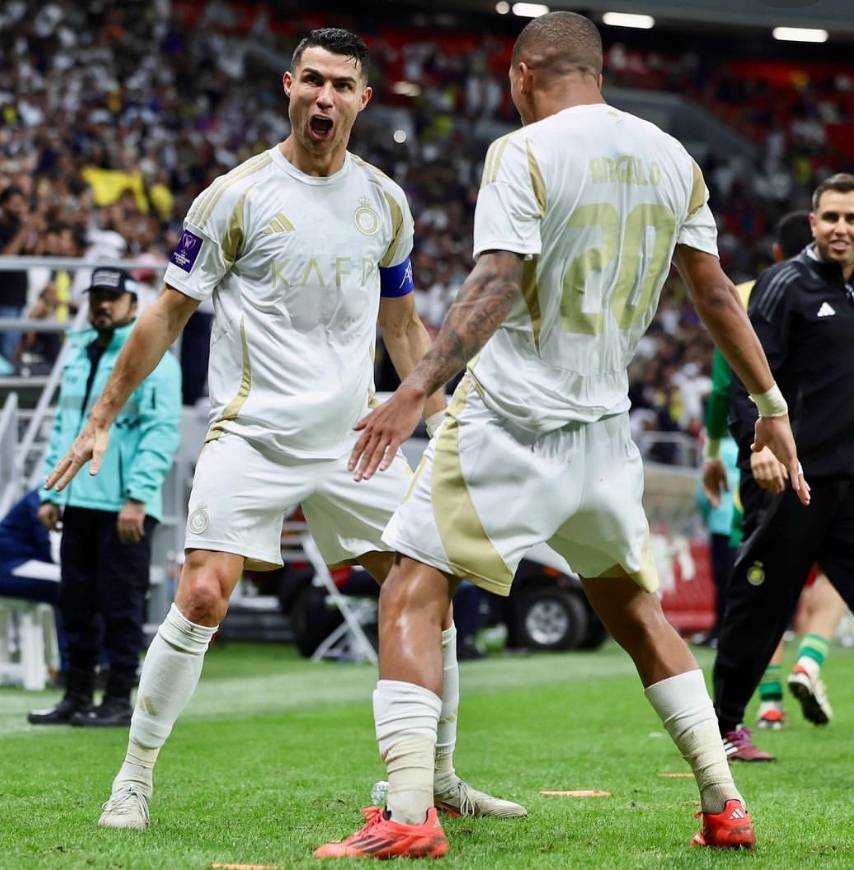 斯波尔蒂亚主场表现稳定,取得胜利 斯波尔蒂亚主场表现稳定,取得胜利