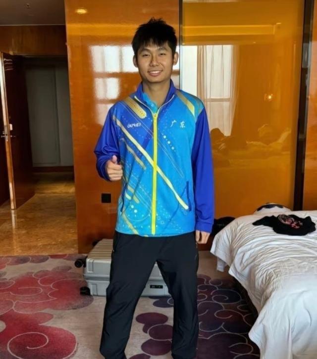 年轻后备球员崭露头角,展现出色表现获得赞誉 年轻后备球员崭露头角,展现出色表现获得赞誉