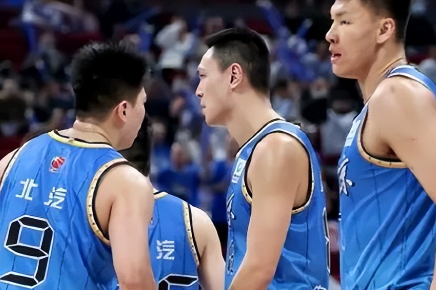 日本篮球联赛全明星赛东西区激战火花四溅 日本篮球联赛全明星赛东西区激战火花四溅