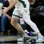 FB体育平台-沃罗纳抓住机会,取得关键三分