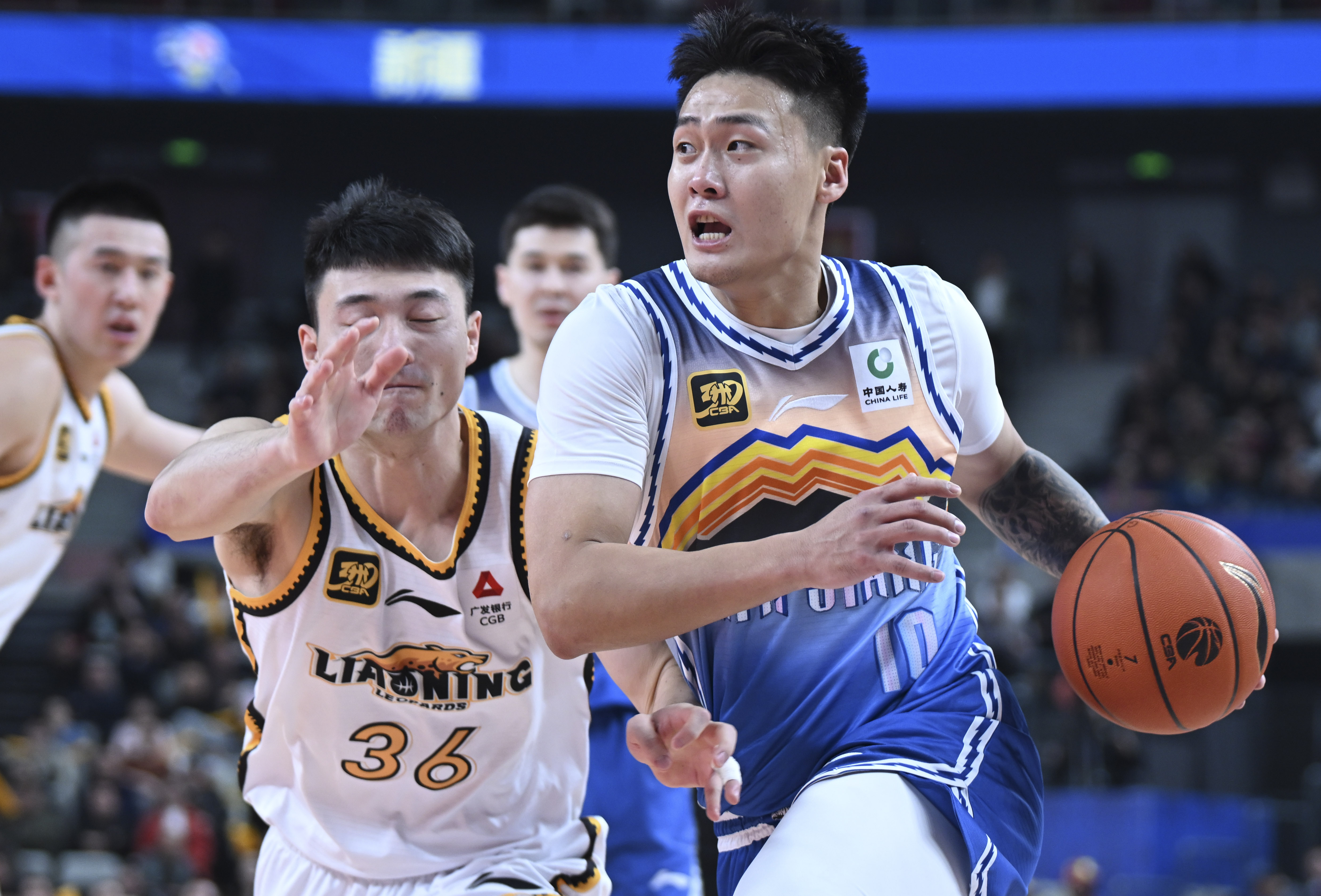 本轮篮球比赛关键战事一一呈现 本轮篮球比赛关键战事一一呈现