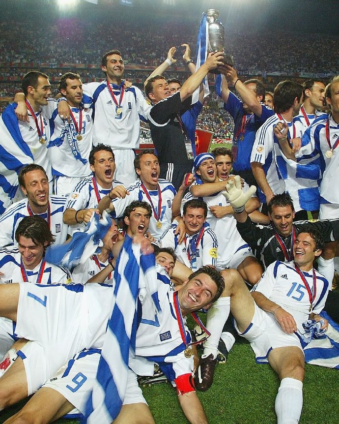 萨尔瓦多:威尔士队在欧洲预选赛中夺冠 萨尔瓦多:威尔士队在欧洲预选赛中夺冠