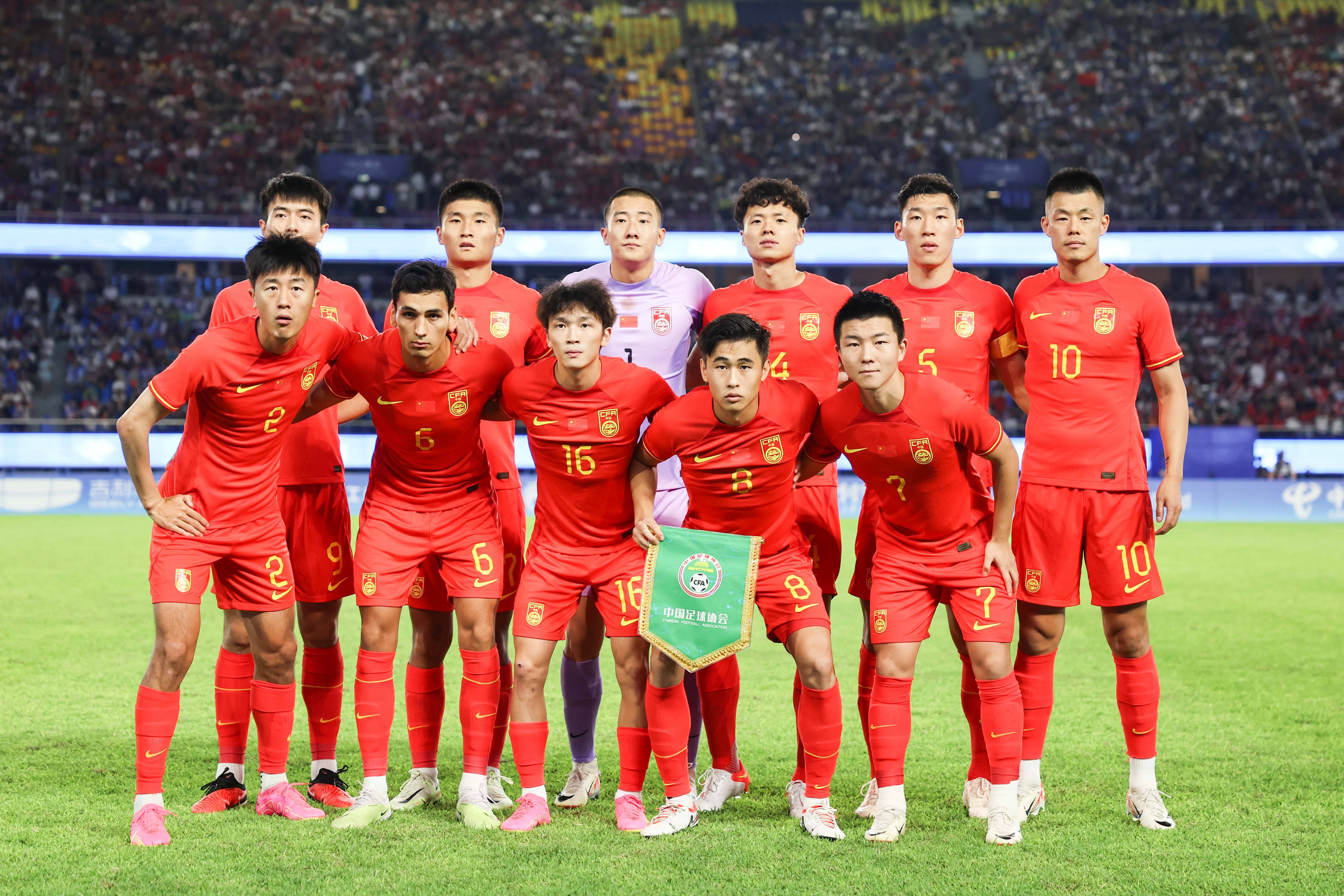 中国足球队在国际赛场上崭露头角 中国足球队在国际赛场上崭露头角