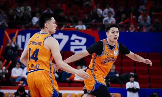 云南队将与上海男篮交锋,火爆对决引人瞩目 云南队将与上海男篮交锋,火爆对决引人瞩目