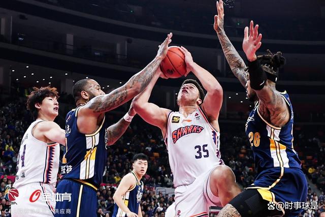 云南队将与上海男篮交锋,火爆对决引人瞩目 云南队将与上海男篮交锋,火爆对决引人瞩目