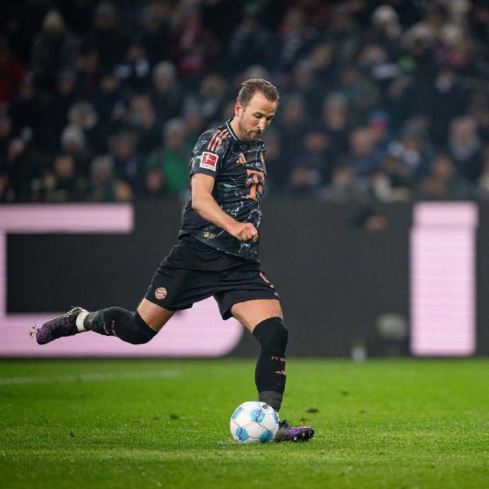 创纪录连胜!拜仁慕尼黑豪取三分,毫无悬念 创纪录连胜!拜仁慕尼黑豪取三分,毫无悬念