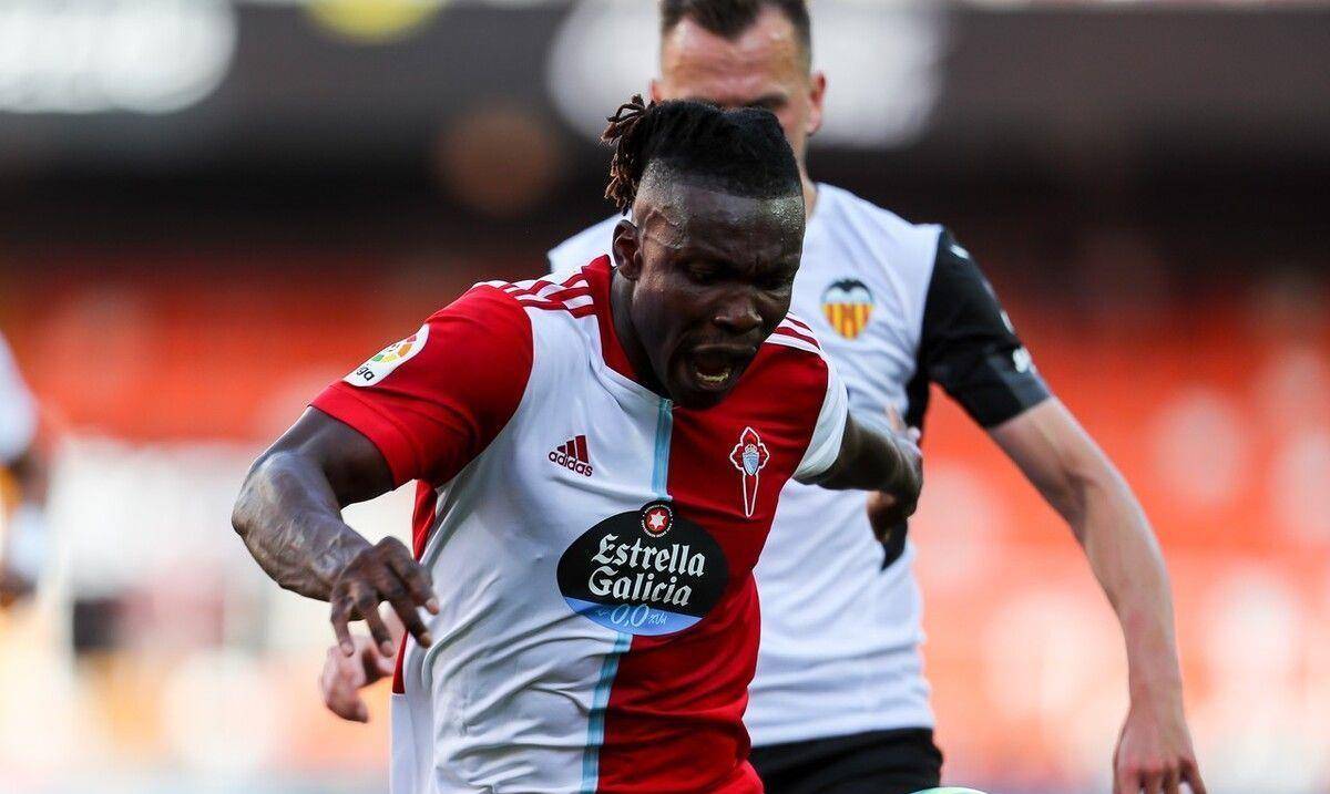 瓦伦西亚跌入积分榜底部,情况严峻 瓦伦西亚跌入积分榜底部,情况严峻