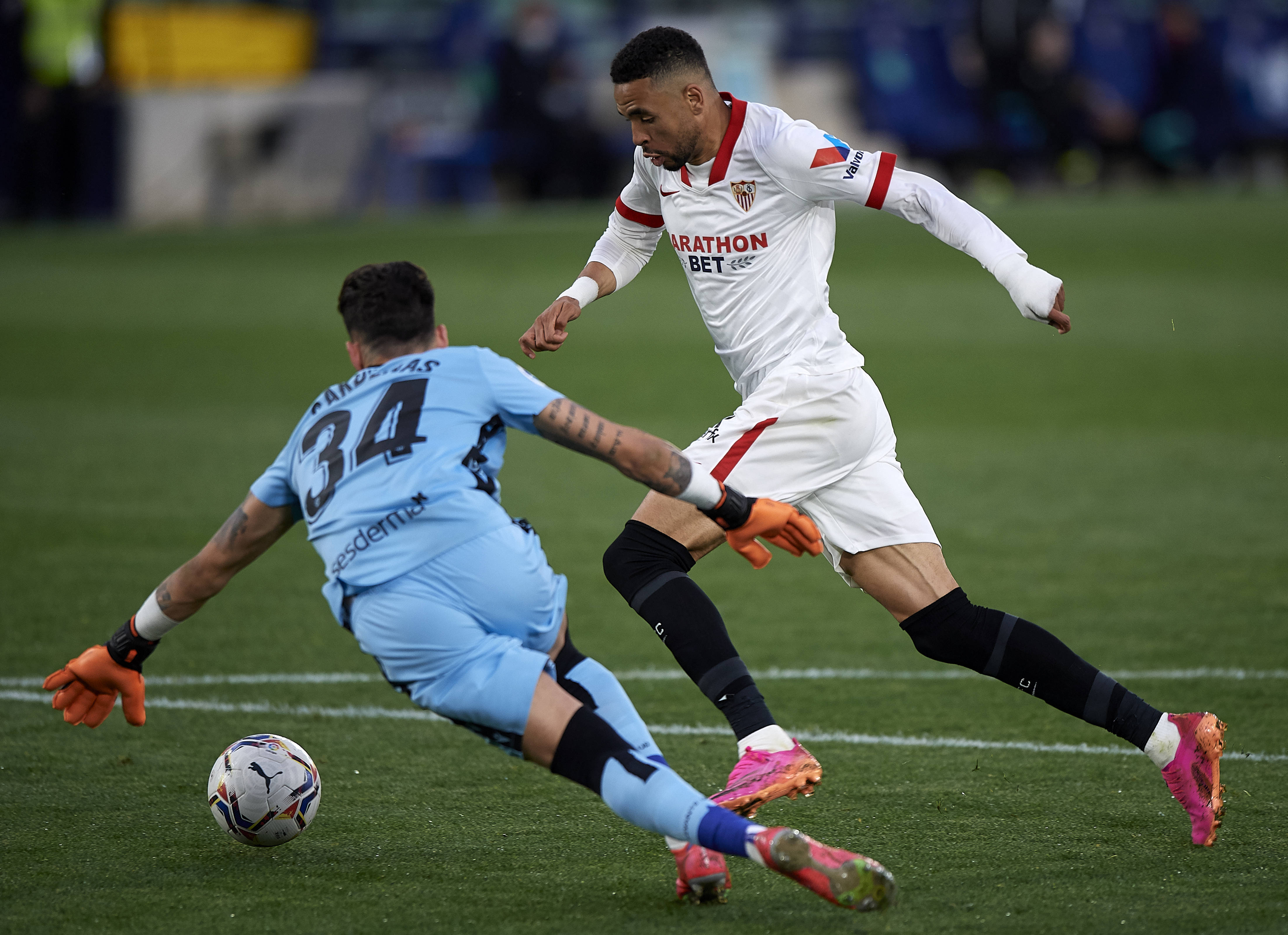 意大利中场离队转投西甲!尤文图斯球星签约巴塞罗那 意大利中场离队转投西甲!尤文图斯球星签约巴塞罗那