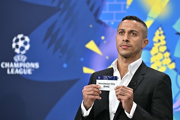 瓦伦西亚双杀对手晋级欧洲赛半决赛 瓦伦西亚双杀对手晋级欧洲赛半决赛