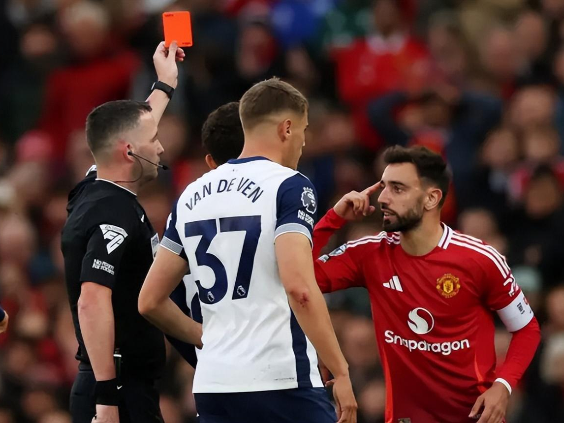 曼联大手笔战胜托特纳姆热刺,赢得关键胜利 曼联大手笔战胜托特纳姆热刺,赢得关键胜利