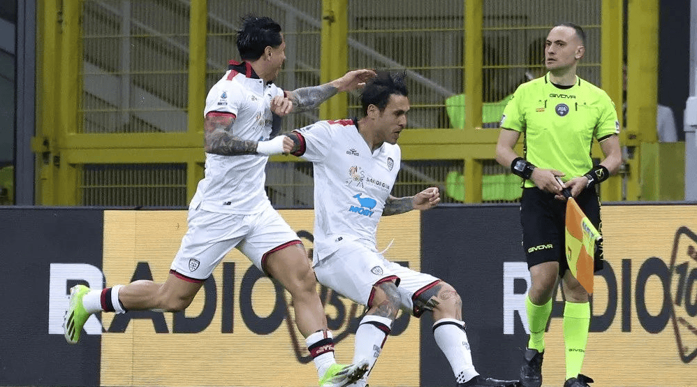 意甲联赛中球员个个状态火热,备受瞩目 意甲联赛中球员个个状态火热,备受瞩目