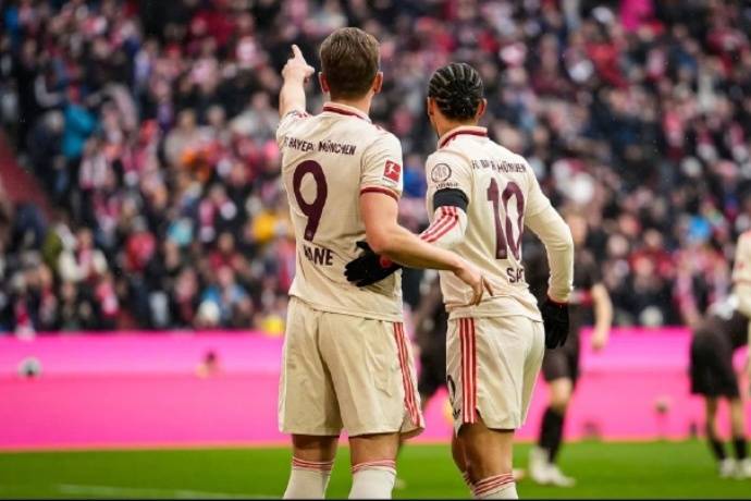 拜仁慕尼黑险胜多特蒙德，球迷欢呼雀跃