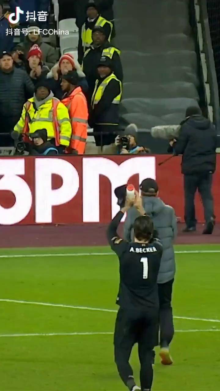 韩国球队击败对手,积分榜上升 韩国球队击败对手,积分榜上升