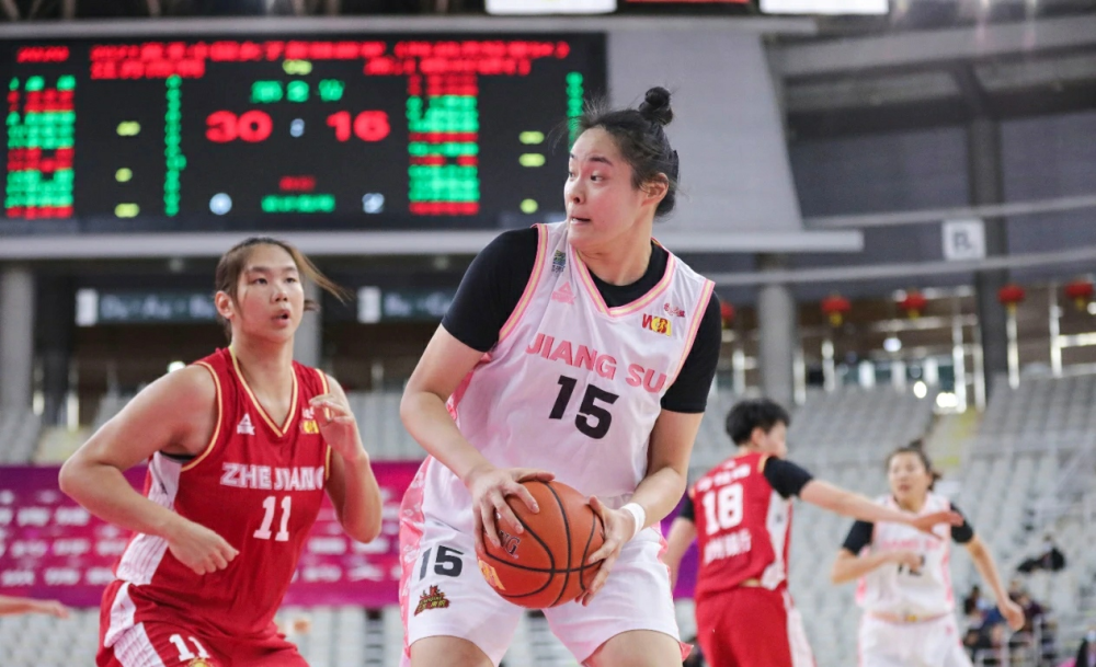 湖南队主场力克对手,终结连败 湖南队主场力克对手,终结连败