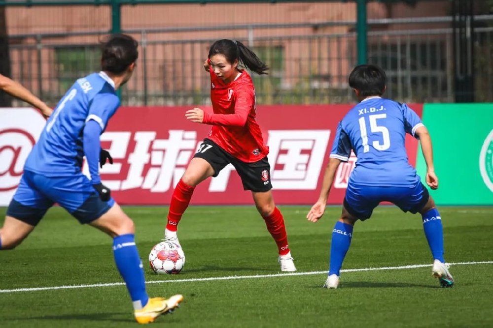 重庆女足击败上海心姐,主场2:0 重庆女足击败上海心姐,主场2:0