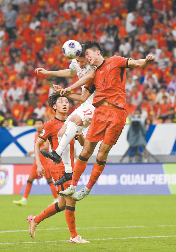 国际赛场上,中国球员展现出色表现 国际赛场上,中国球员展现出色表现