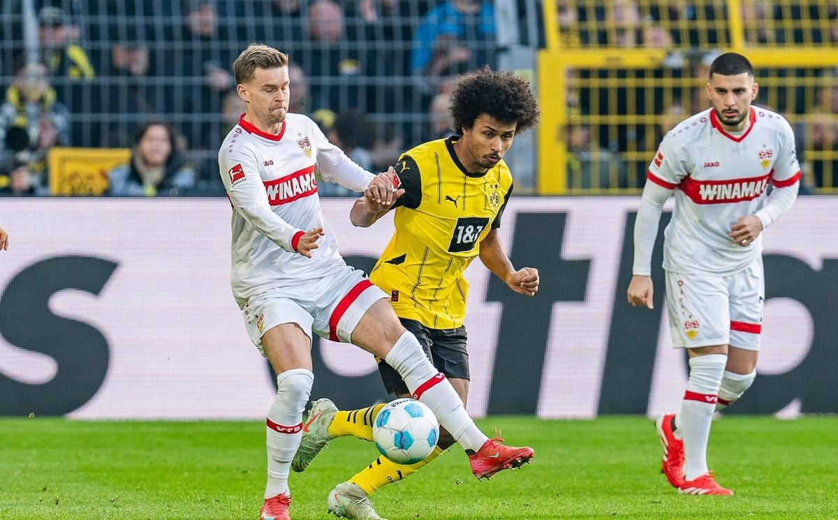 斯图加特在主场丢球惨败,需要加强防守问题 斯图加特在主场丢球惨败,需要加强防守问题