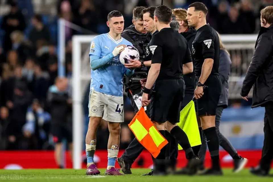 战术调整带来胜利,引发热议 战术调整带来胜利,引发热议