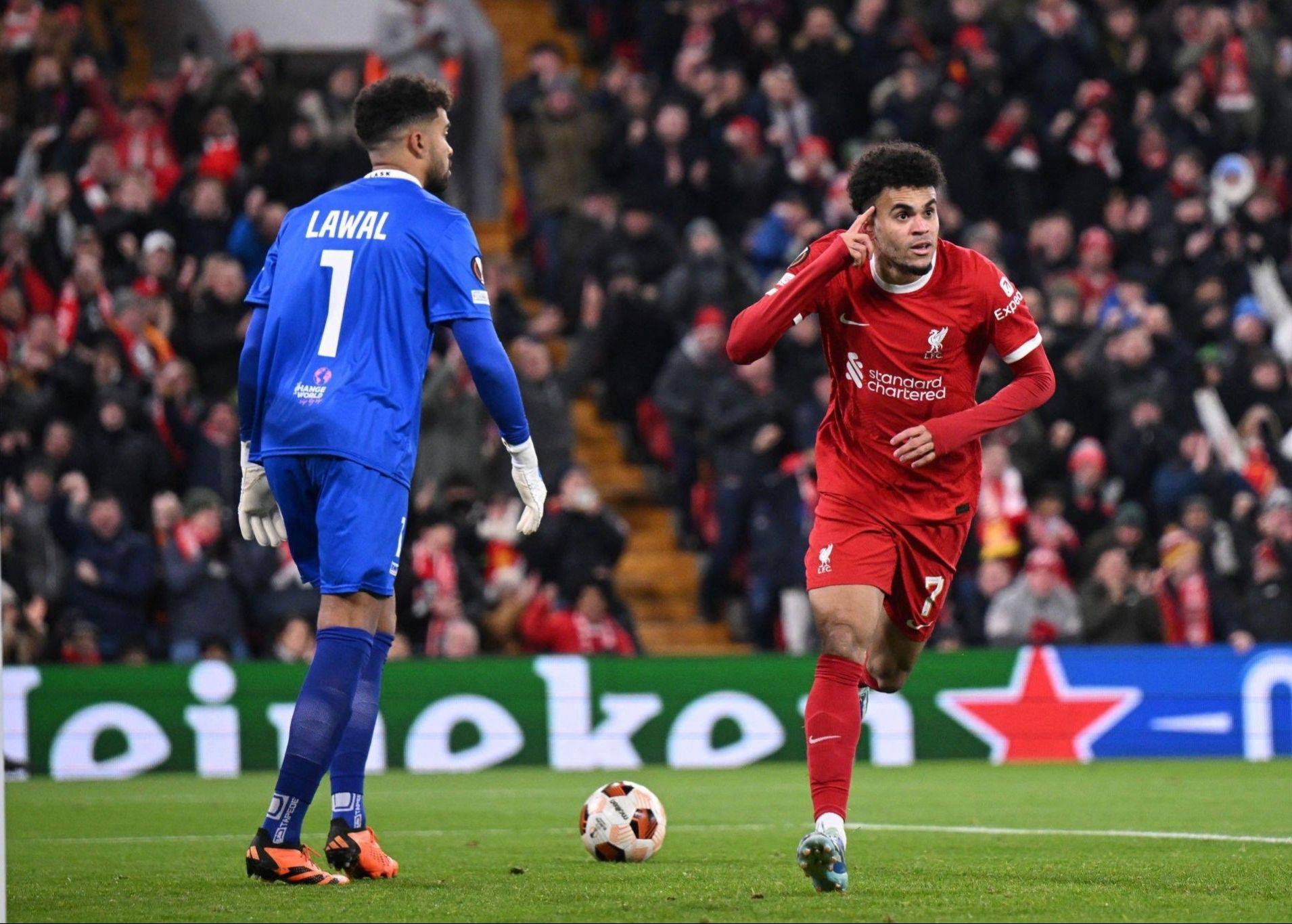 马赛客场战平阿贾克斯，小组形势不利