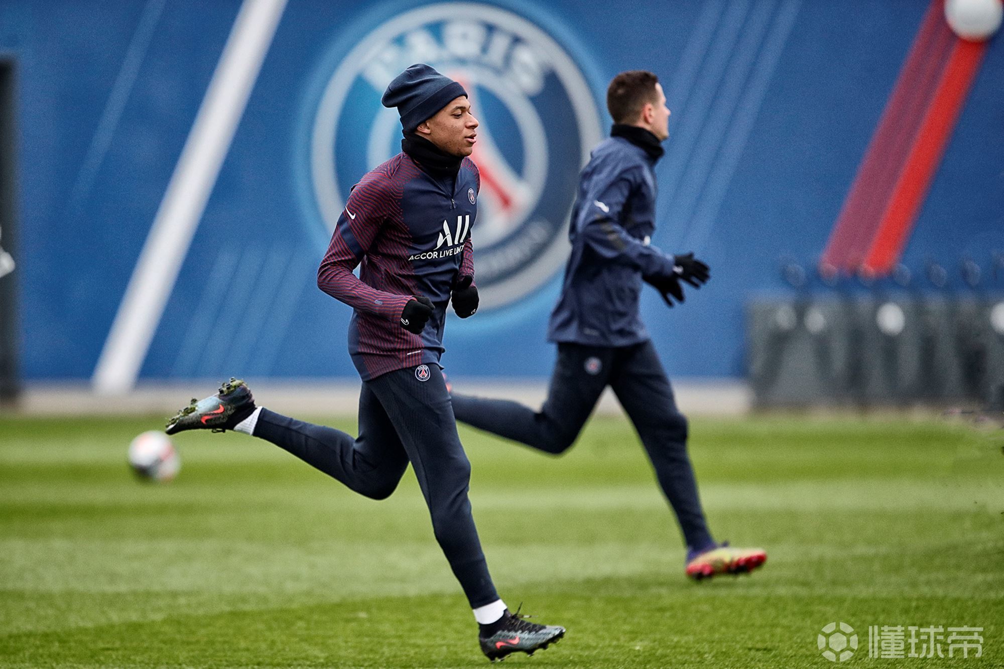 PSG锋线疲软，险胜晋级下一轮