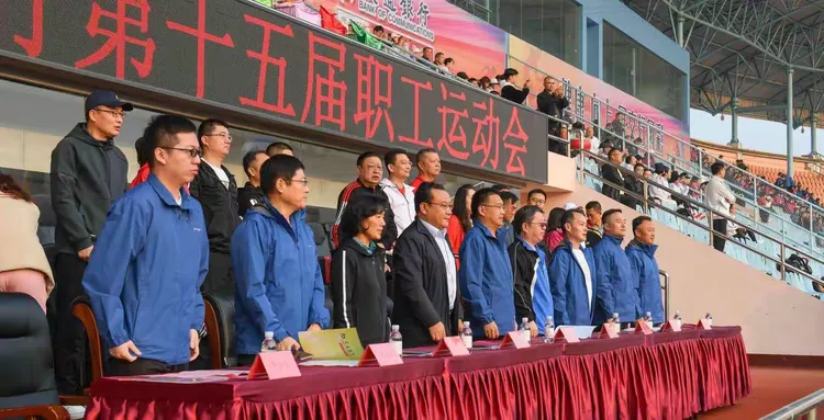 北美代表队士气高昂,多数项目获得好成绩 北美代表队士气高昂,多数项目获得好成绩