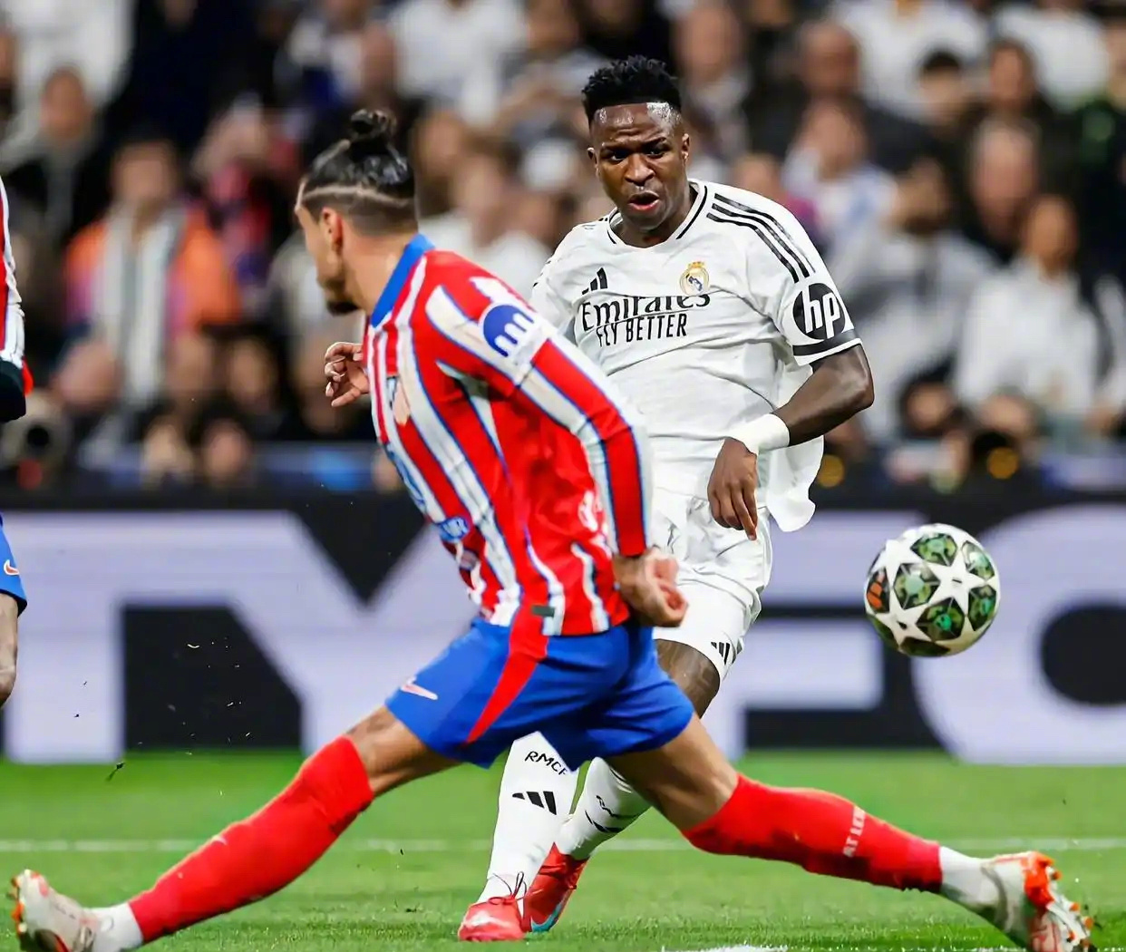 FB体育官网-马德里竞技力挽狂澜，晋级欧冠半决赛