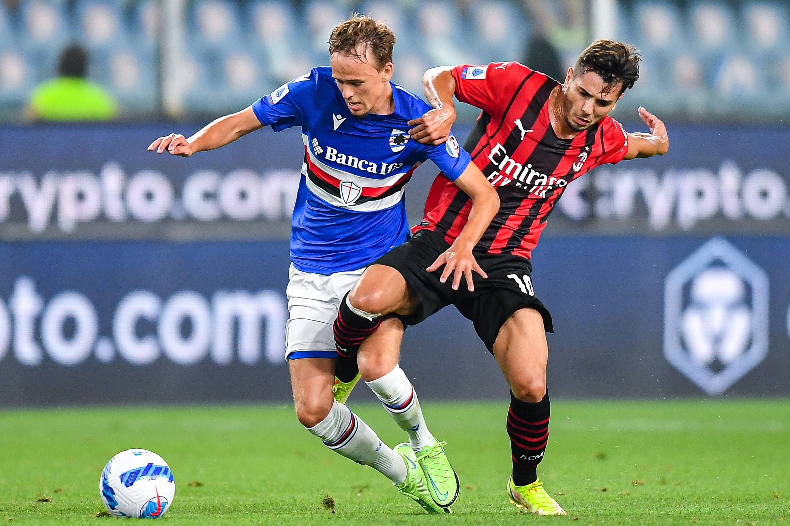 尤文图斯客场胜AC米兰,暂时登上积分榜首 尤文图斯客场胜AC米兰,暂时登上积分榜首