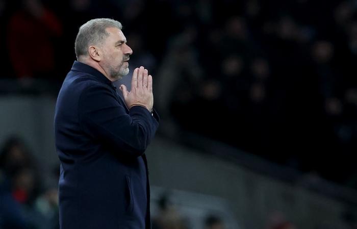 热刺遭遇意外失利,赛季前景蒙上阴影 热刺遭遇意外失利,赛季前景蒙上阴影