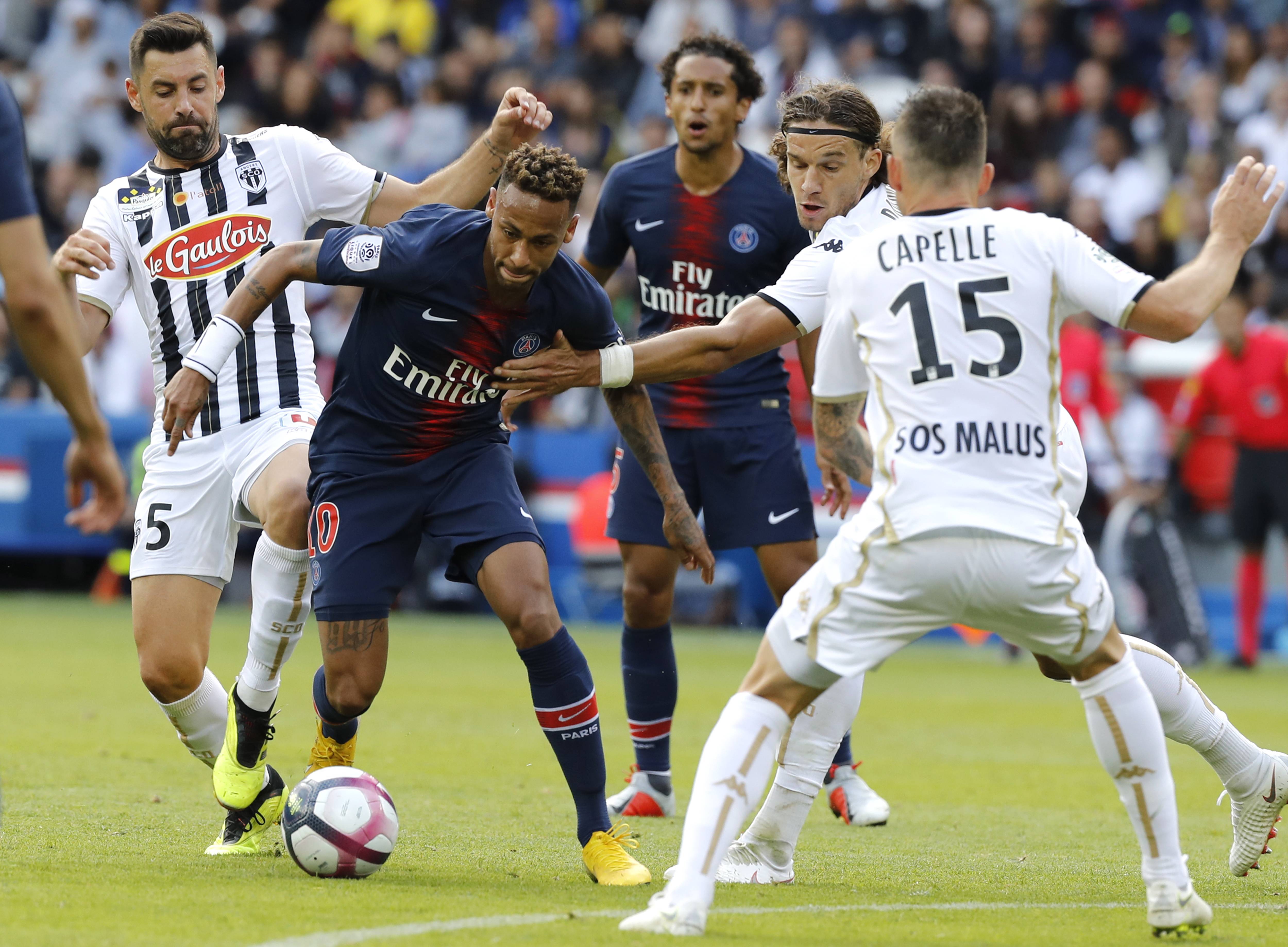 巴黎圣日耳曼士气高涨,胜利在望 巴黎圣日耳曼士气高涨,胜利在望