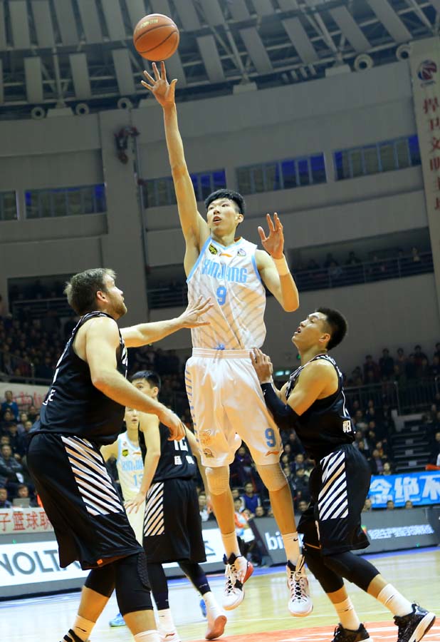 FB体育官网-福建队客场力克强敌,豪取胜利