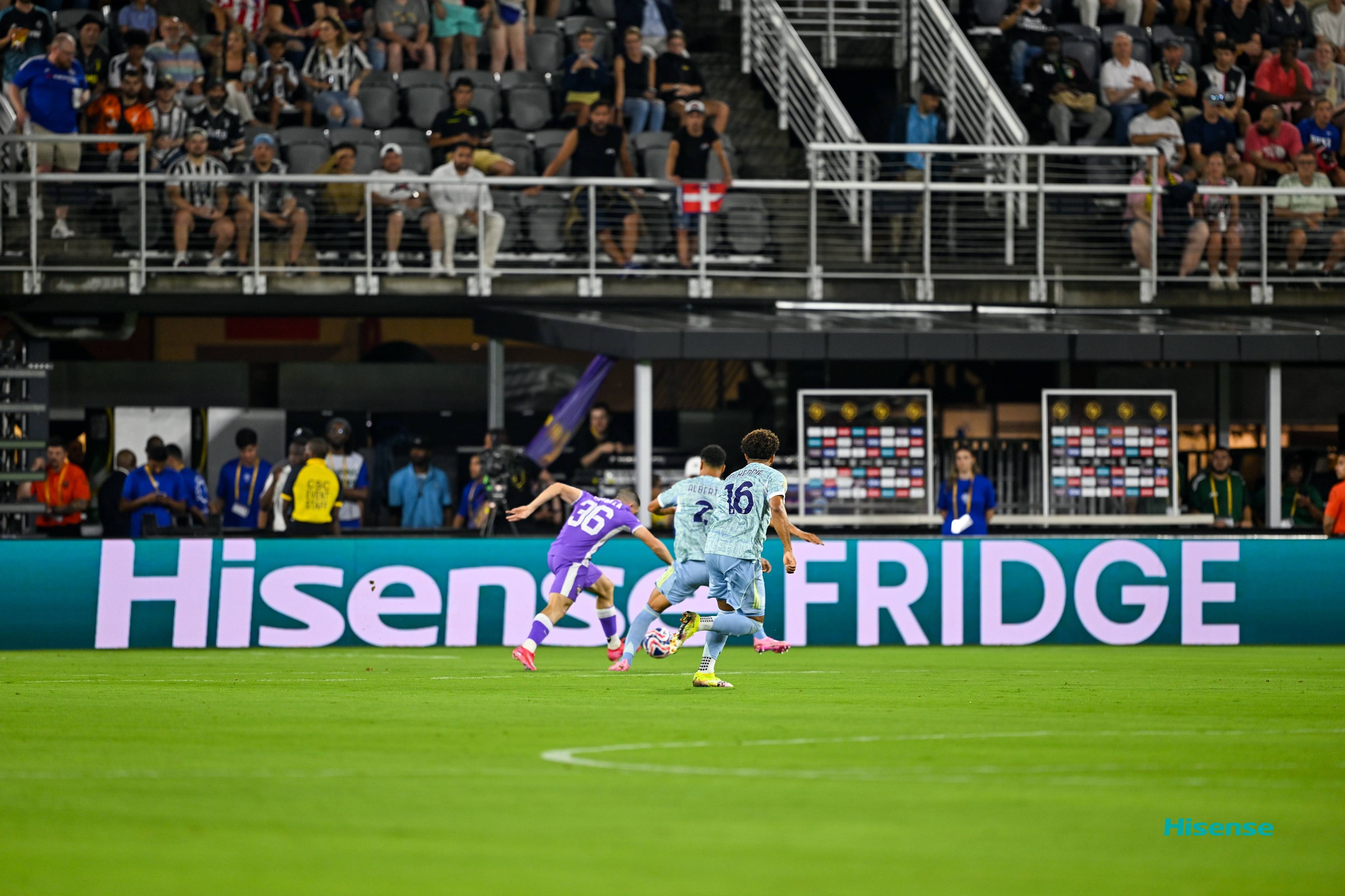 尤文图斯队长梅开二度,带领球队击败对手 尤文图斯队长梅开二度,带领球队击败对手