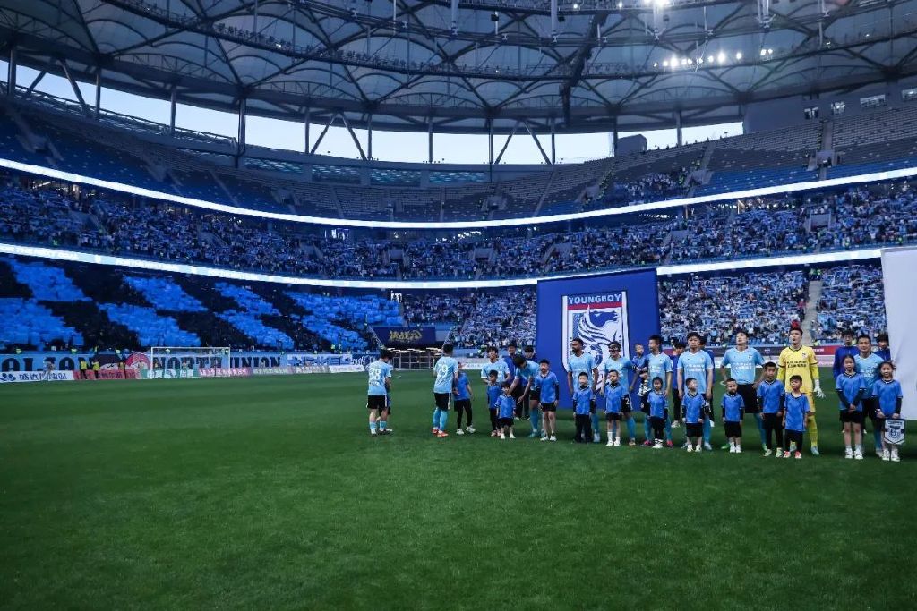 集锦:主帅戴尔夫特全力以赴,率队战胜对手 集锦:主帅戴尔夫特全力以赴,率队战胜对手