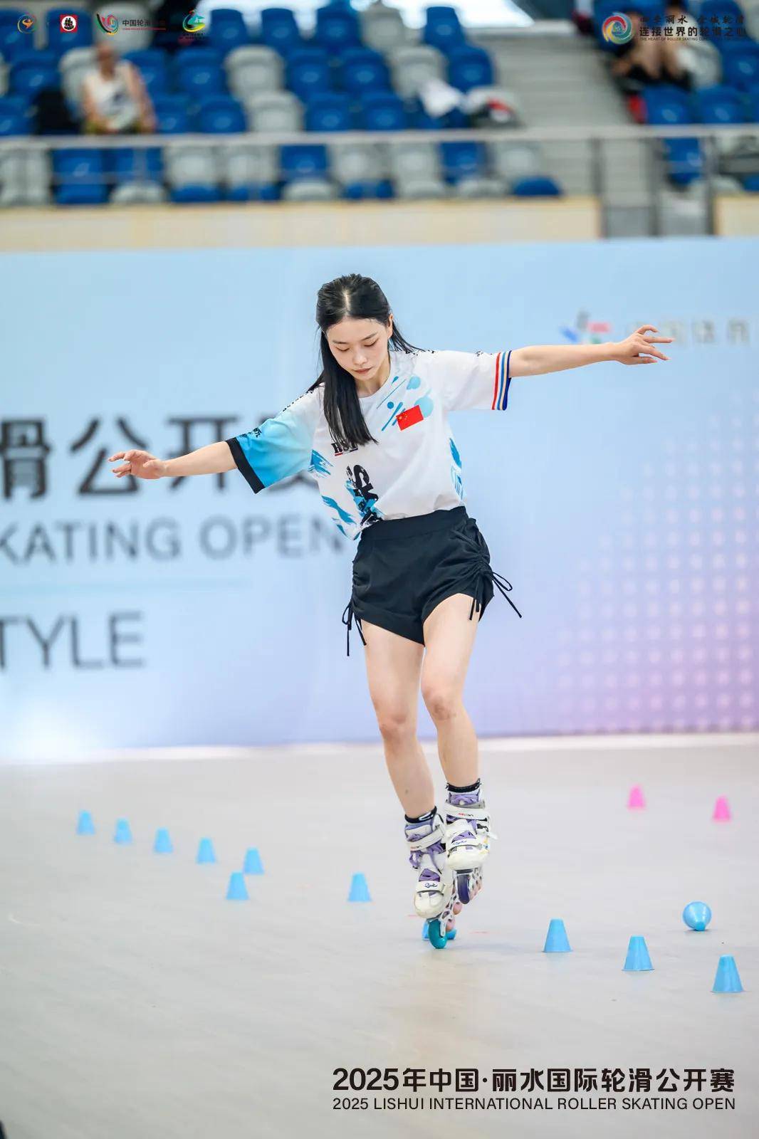 运动员稳扎稳打,最终斩获金牌殊荣 运动员稳扎稳打,最终斩获金牌殊荣