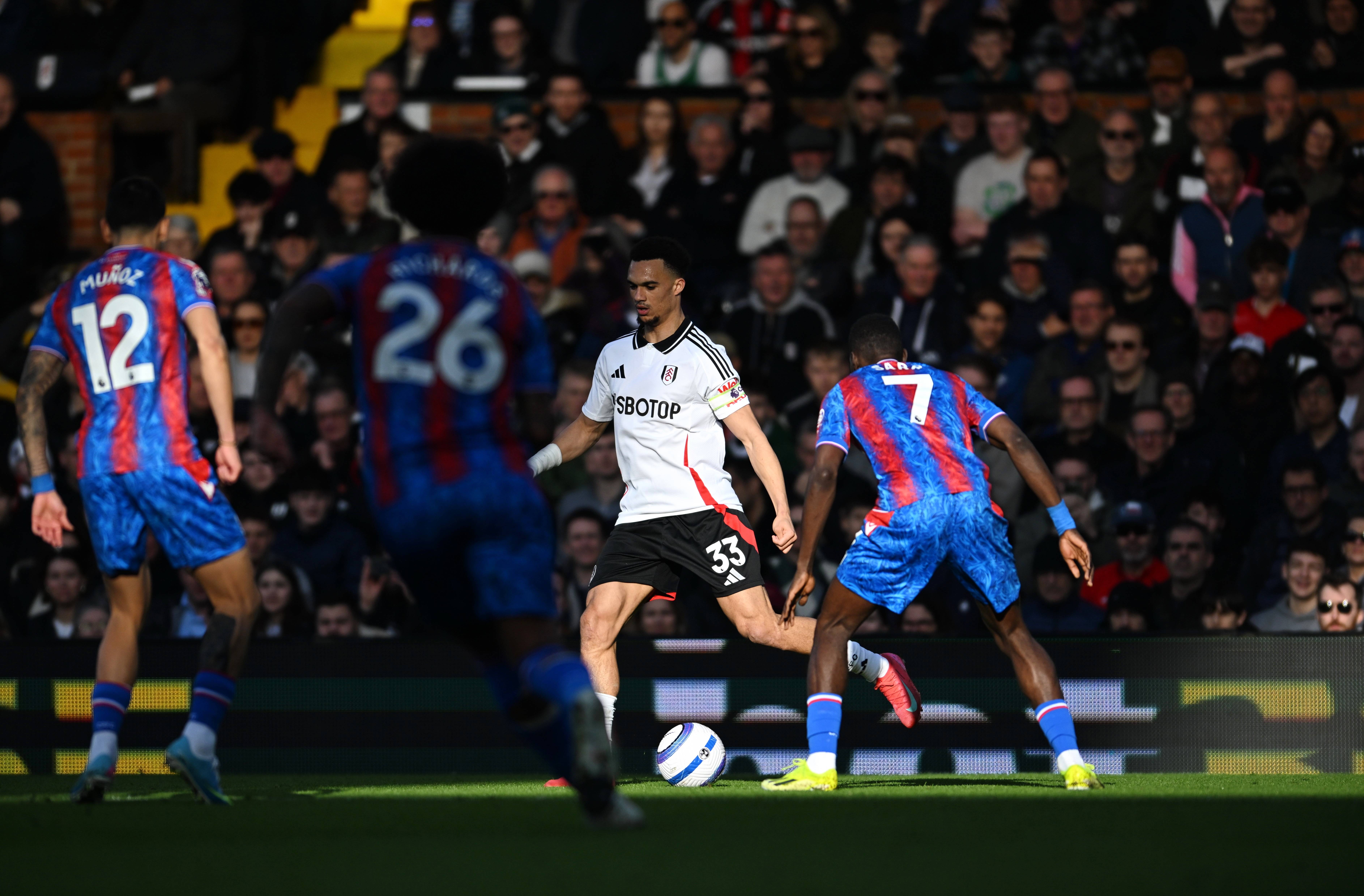 水晶宫客场战胜富勒姆,取得三分 水晶宫客场战胜富勒姆,取得三分