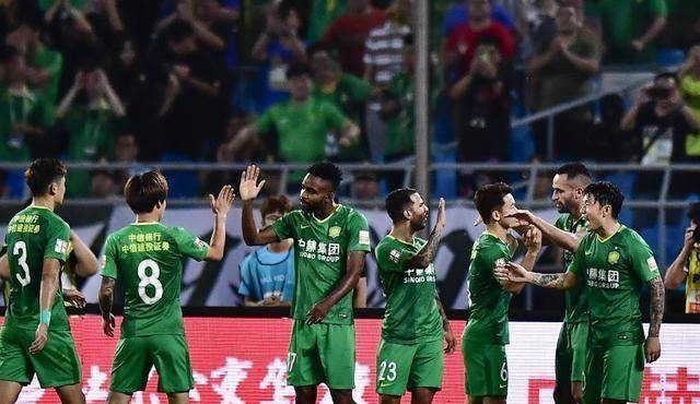 大比分胜利!球队士气高涨备战下一场 大比分胜利!球队士气高涨备战下一场