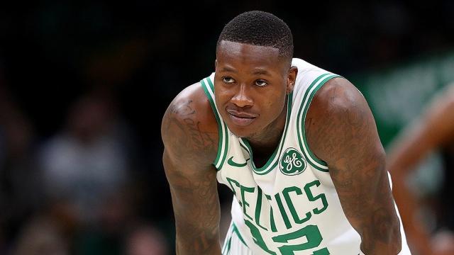 雄鹿遗憾止步东区决赛,历史最佳战绩转瞬即逝 雄鹿遗憾止步东区决赛,历史最佳战绩转瞬即逝