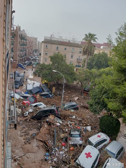 FB体育官网-瓦伦西亚遭遇连败,危险排名下滑