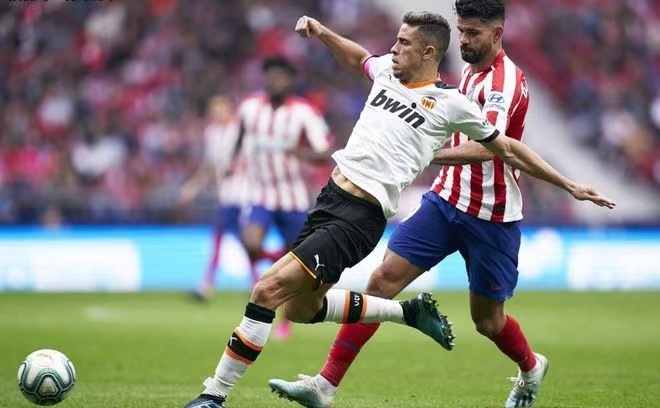 FB体育平台-马德里竞技备战对阵巴伦西亚的挑战